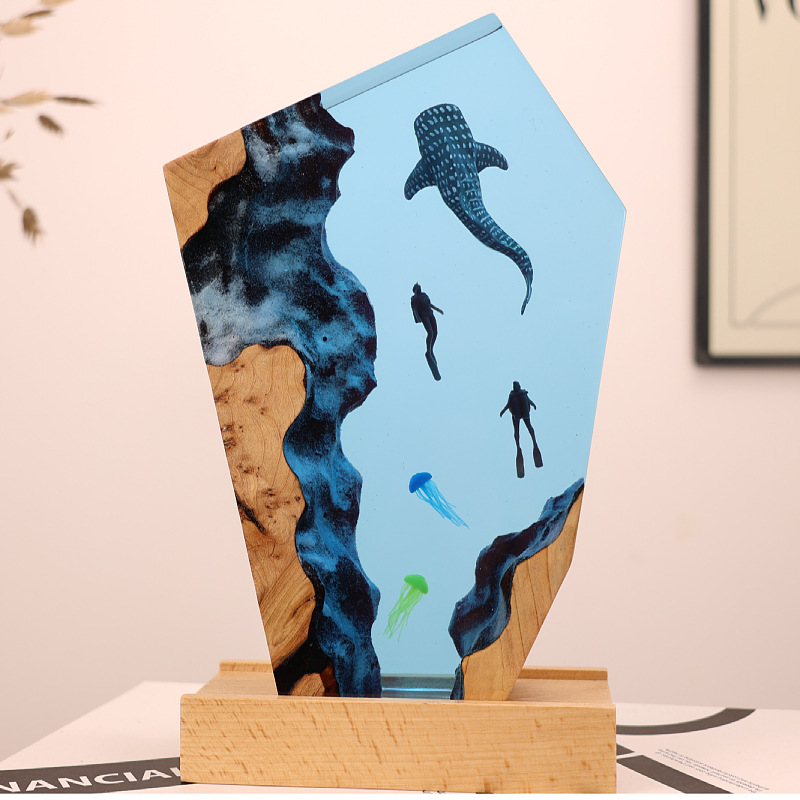 Resin Art Gift For Wedding - ของตกแต่งเรซิ่นรูปน้ำพุร้อน วาฬ นักดำน้ำ แมงกะพรุน เรืองแสง ของตกแต่งบ้านสุดสร้างสรรค์